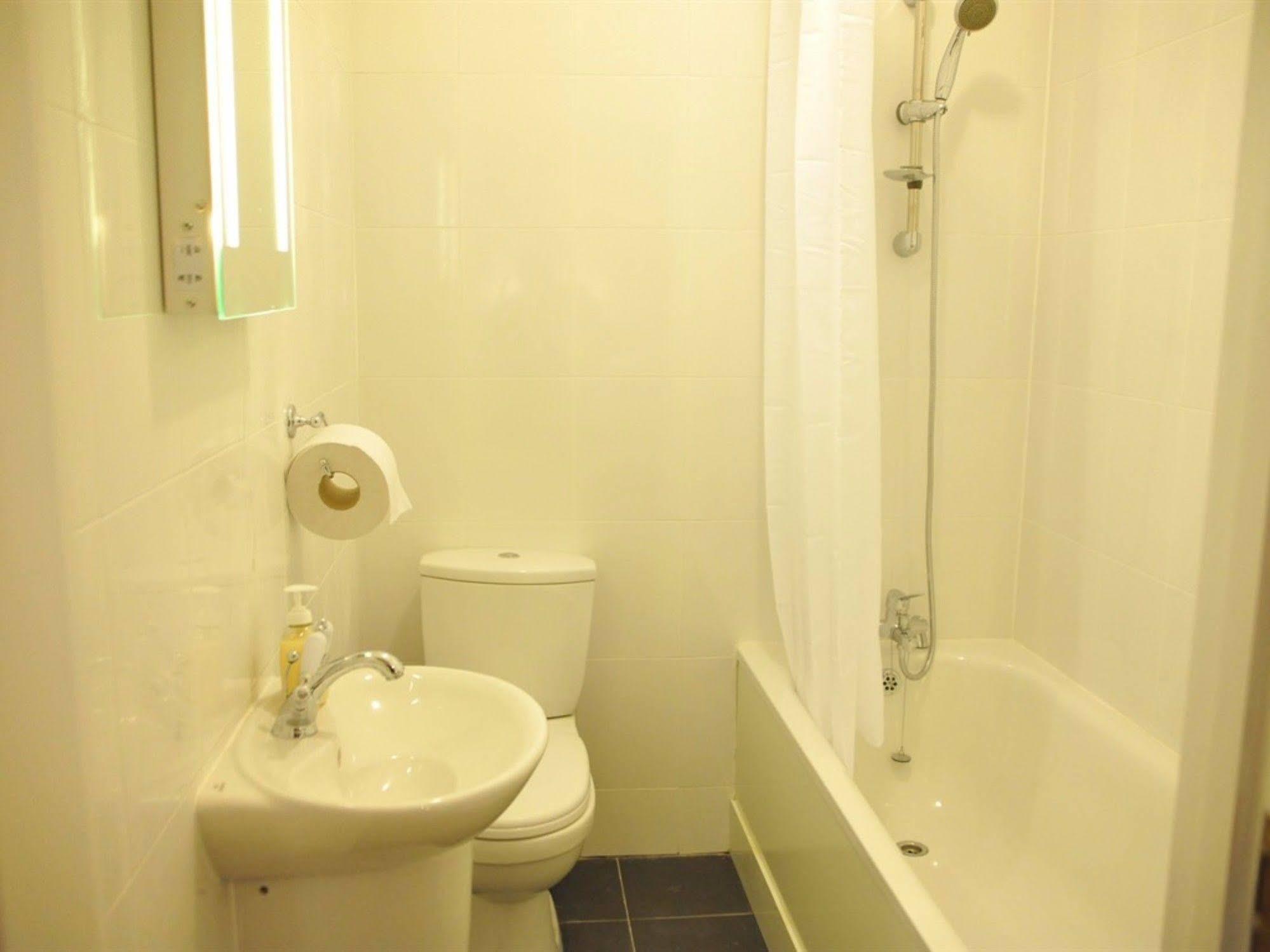 Casuarina Tree Bed & Breakfast Mitcham Luaran gambar